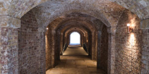 Nusemaids' tunnel interior